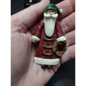 Vintage Old fashioned Santa brooch